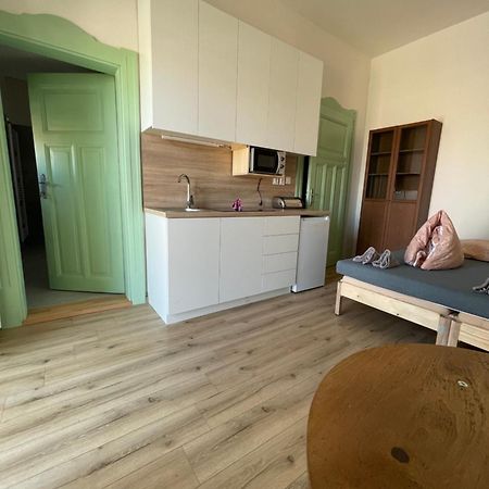 Garsoniera Ostrava City Centr, Na Hradbach 118 Экстерьер фото